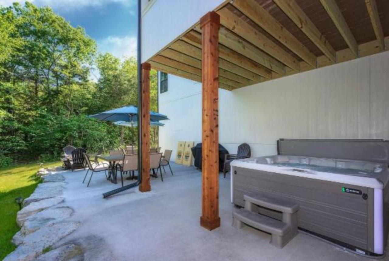 Premier Retreat With Hot Tub, Theater & Pool Table Vila Hollister Exterior foto