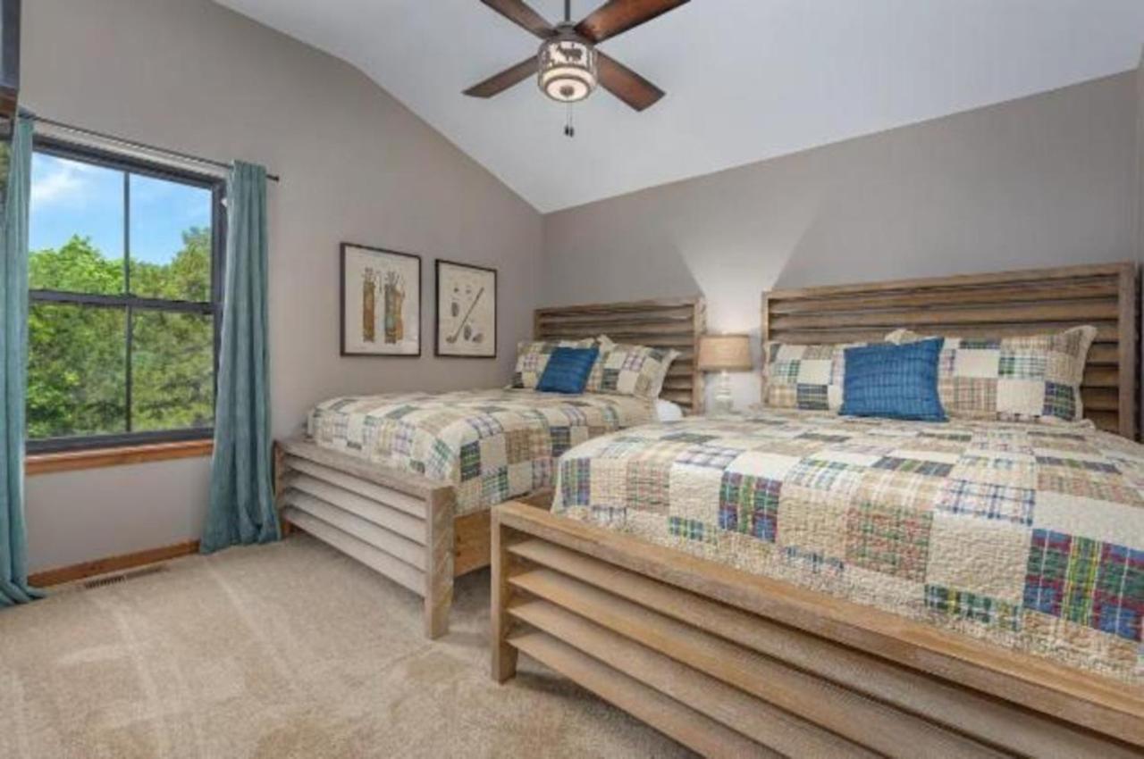 Premier Retreat With Hot Tub, Theater & Pool Table Vila Hollister Exterior foto